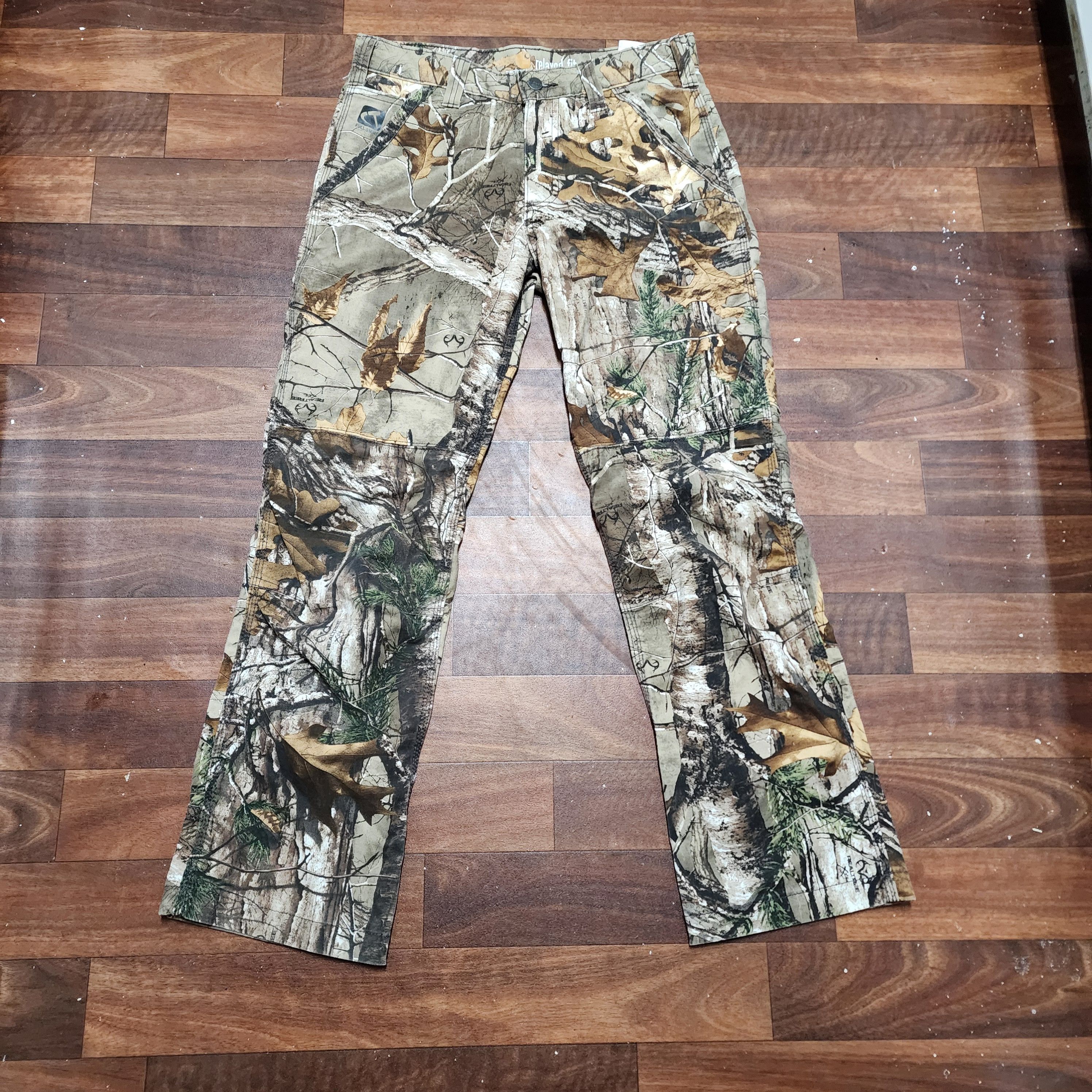 image of Vintage Carhartt Mossy Oak/ Real Tree Pants in Carhartt Realtree Camo Carpenter Pants New (Size 30)