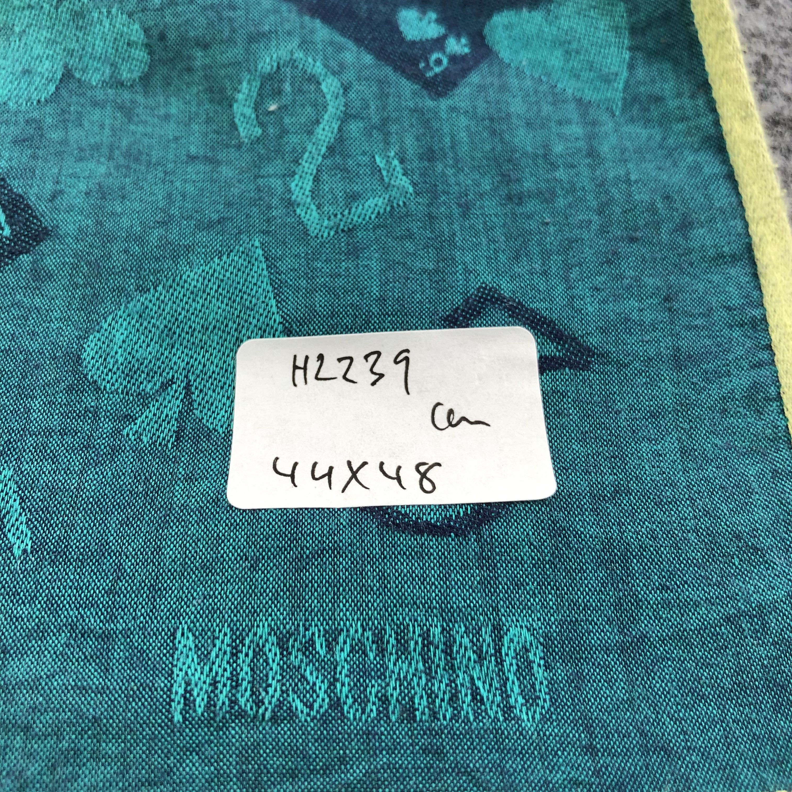 Moschino Moschino Handkerchief Neckerchief Bandana H2239 Size ONE SIZE - 9 Thumbnail