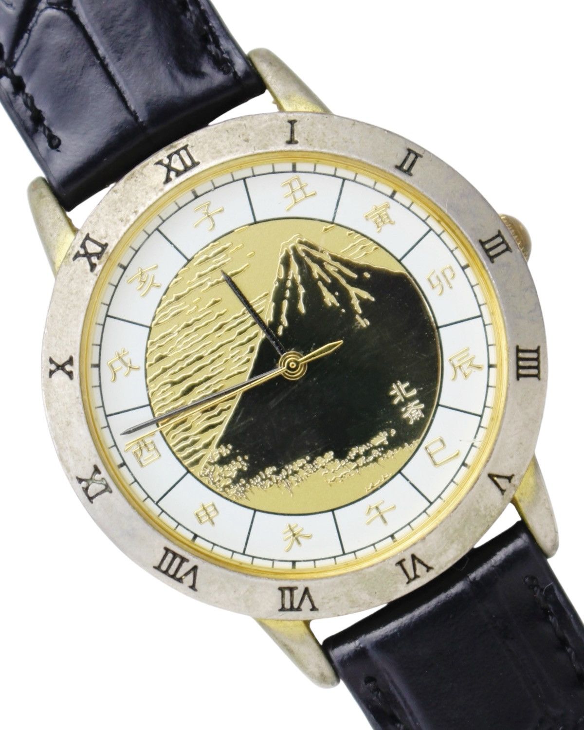 Vintage 2000S JAPANESE MADE 富士山の美 (FUJISAN NO BI) WATCH Size ONE SIZE - 2 Thumbnail
