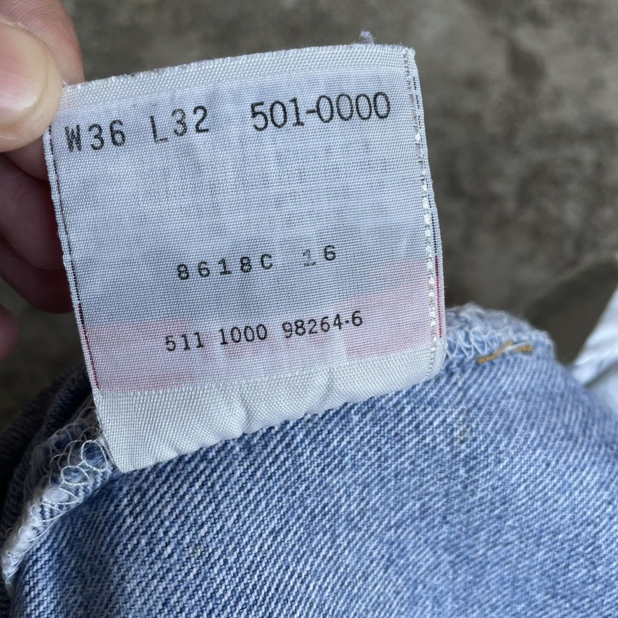 Levi's Vintage Clothing 🔥Vintage 90s Levis 501 Stoned Washed Distress Dirty Jeans Size US 34 / EU 50 - 19 Thumbnail