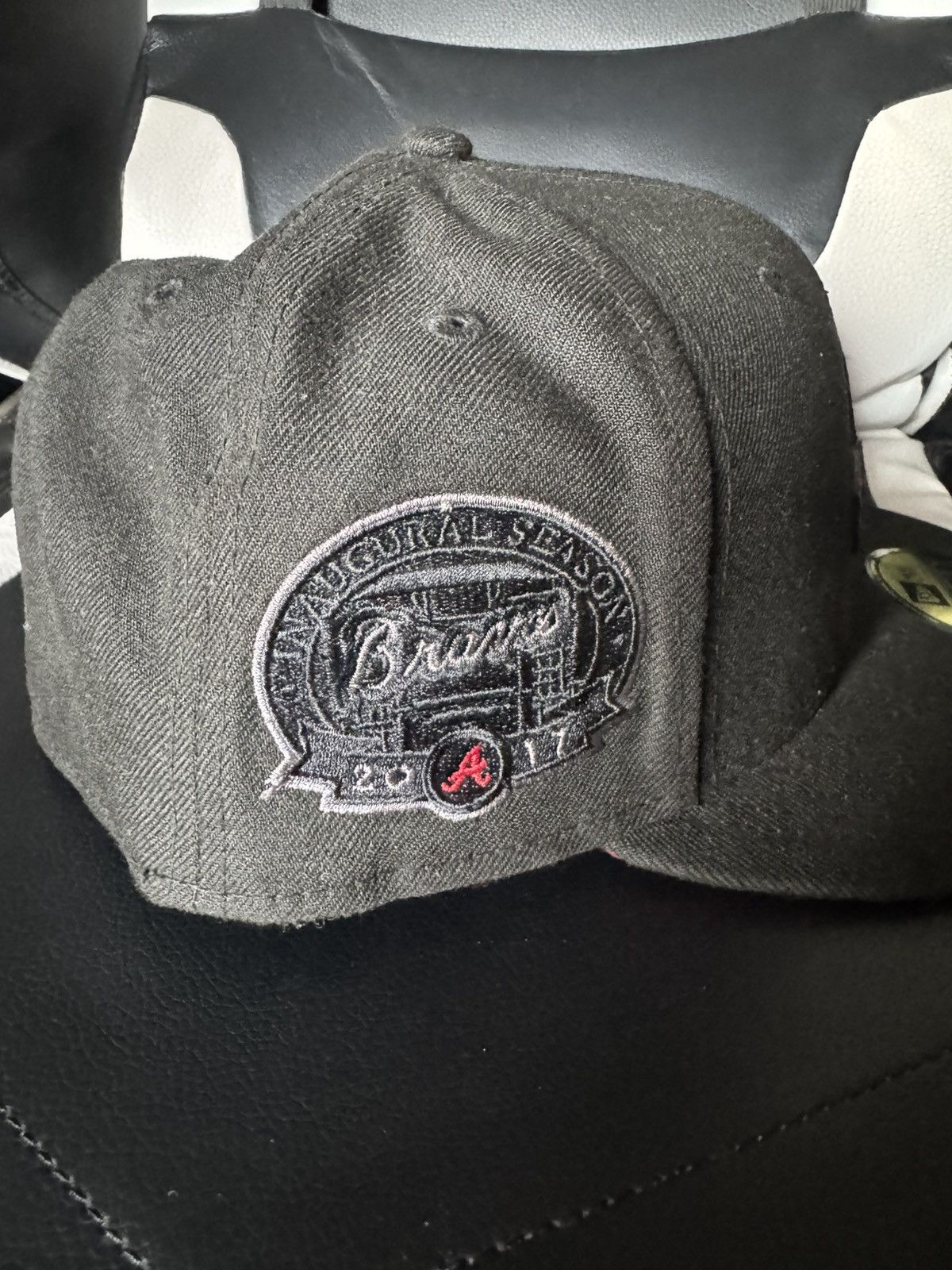 Lids × MLB × New Era Exclusive Blackout Pop Braves Hat Red UV Size 7 5/8 Size ONE SIZE - 2 Thumbnail