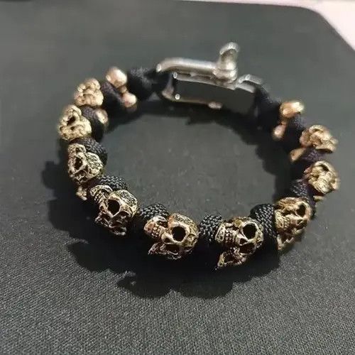 VIBE Stylish Skull Premium Paracord Bracelet Size ONE SIZE - 4 Thumbnail