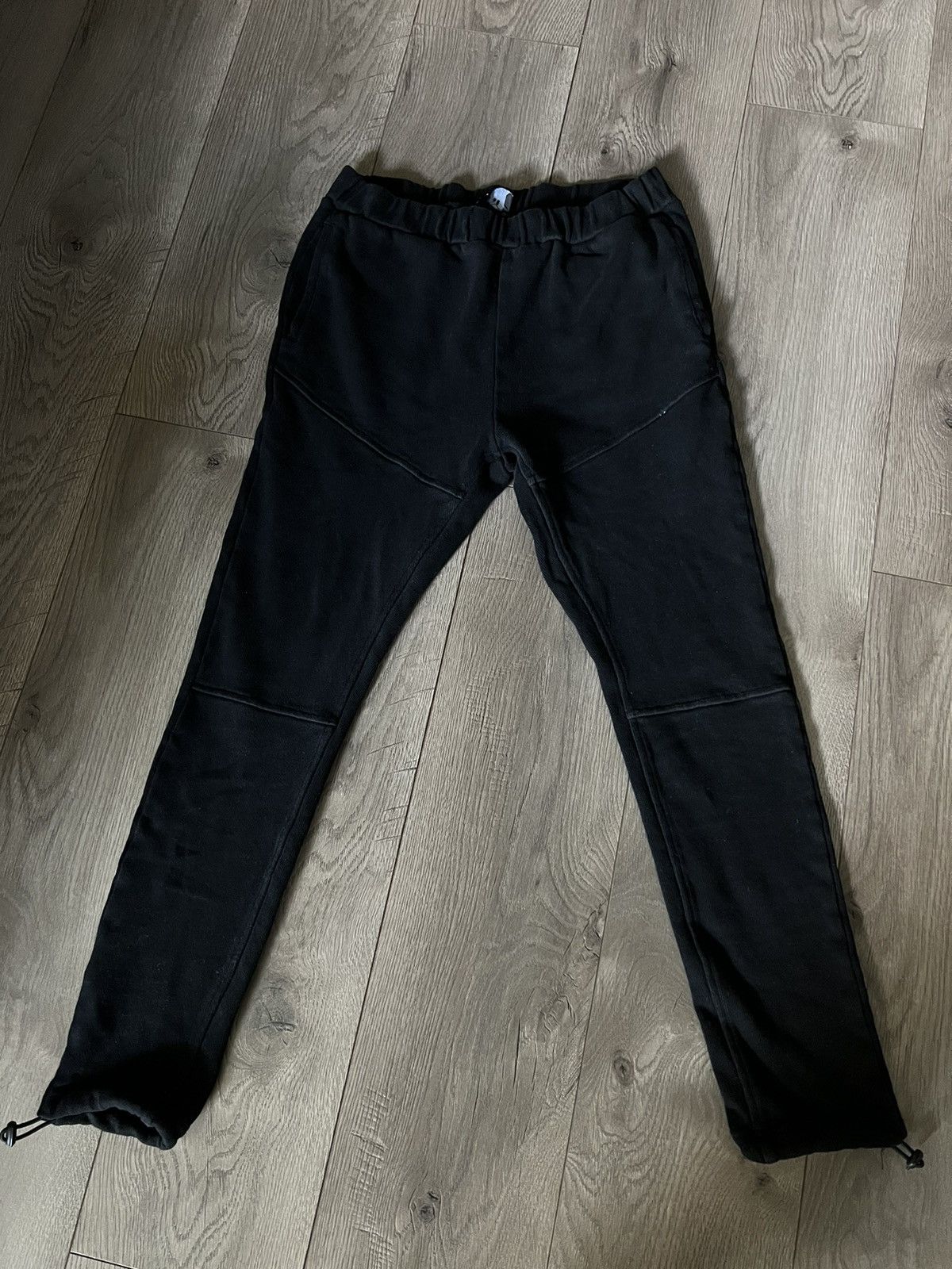 Richie Le Collection Richie Le Collection Drawstring Sweatpants Size Small Size US 30 / EU 46 - 1 Thumbnail