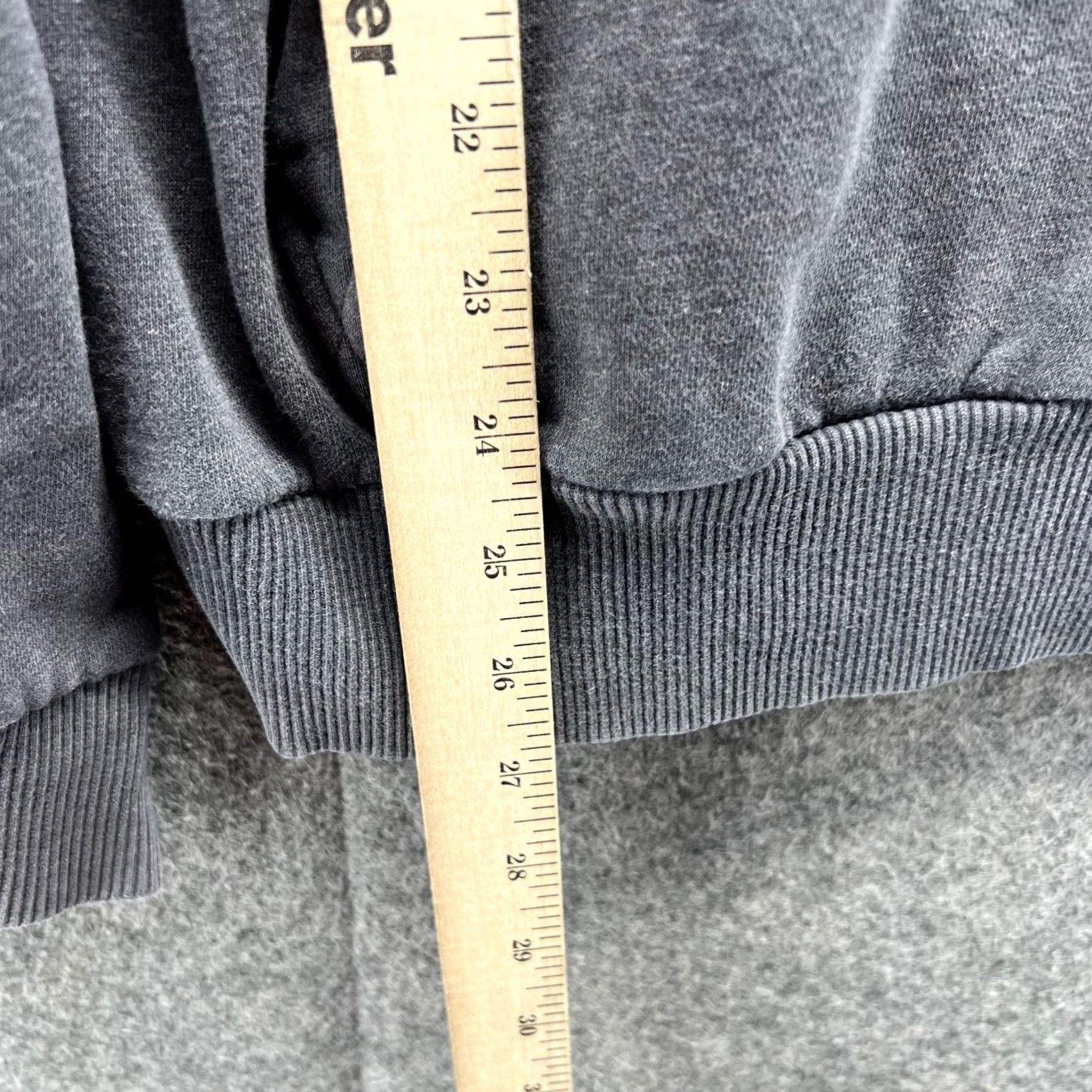 Puma Puma Sweater Men Medium Gray Hooded Pullover Sweatshirt Jacket Logo, Regular Fit, Fleece Cotton, Size M, VINTAGE? No Size US M / EU 48-50 / 2 - 6 Thumbnail