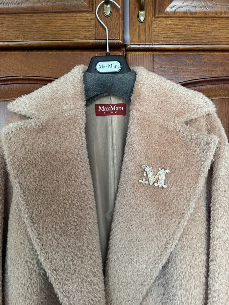 MaxMara Alpaca Wool Long Coat with Brooch-2508