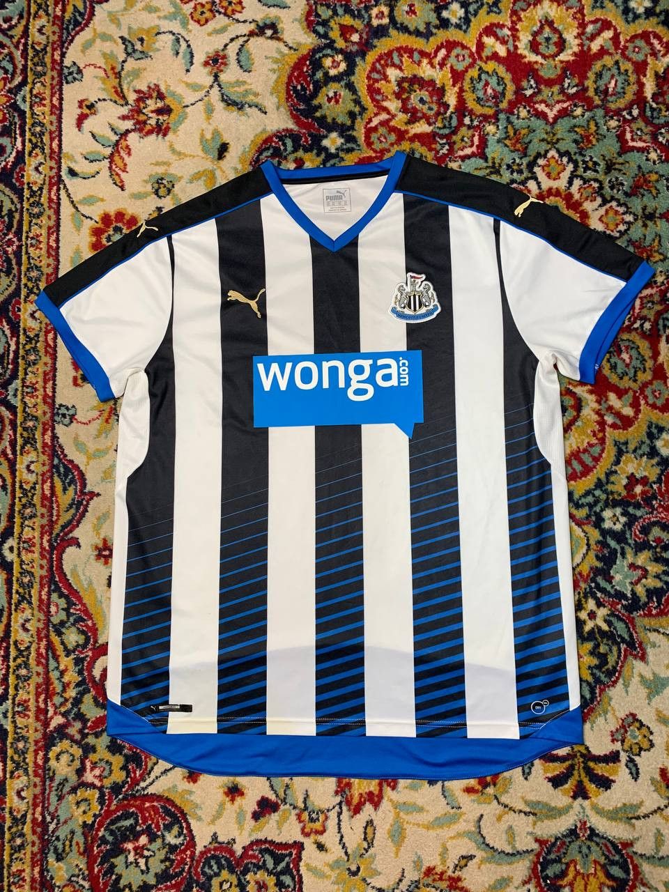 Puma Newcastle United Home football shirt PUMA Soccer Jersey Size US XXL / EU 58 / 5 - 1 Thumbnail