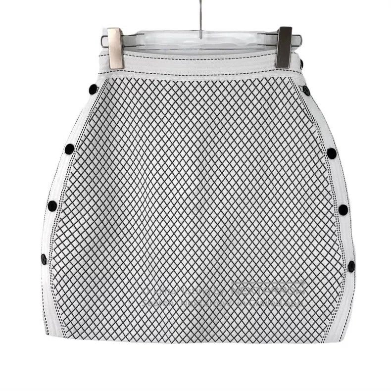 Dior Dior White diamond-shaped plaid side button decoration kni Size 25" / US 0 / IT 36 - 1 Thumbnail