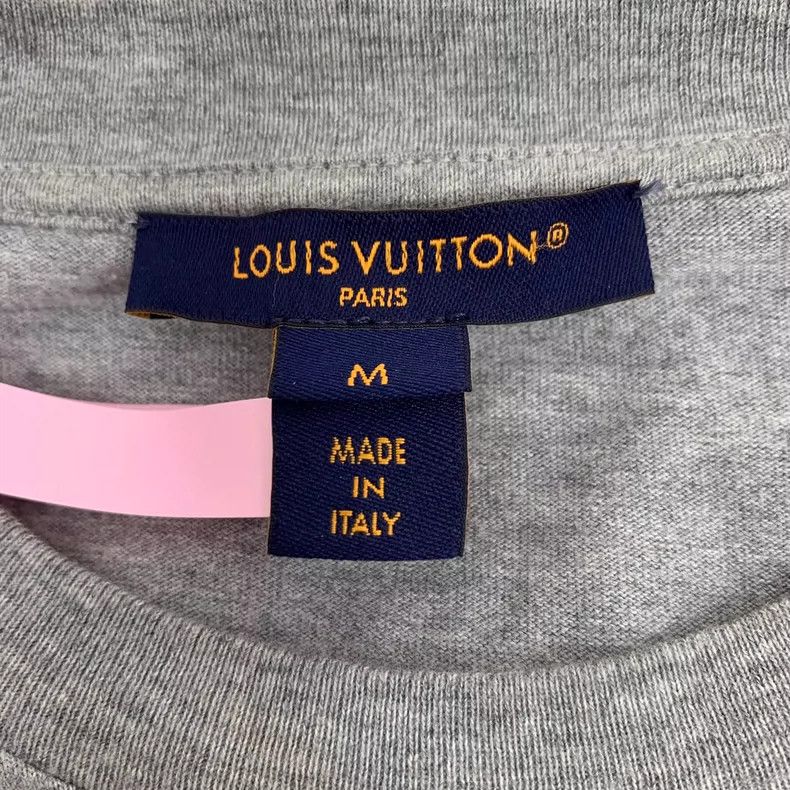 Louis Vuitton Louis Vuitton Grey logo monogrammed cotton crew neck short Size M / US 6-8 / IT 42-44 - 5 Thumbnail