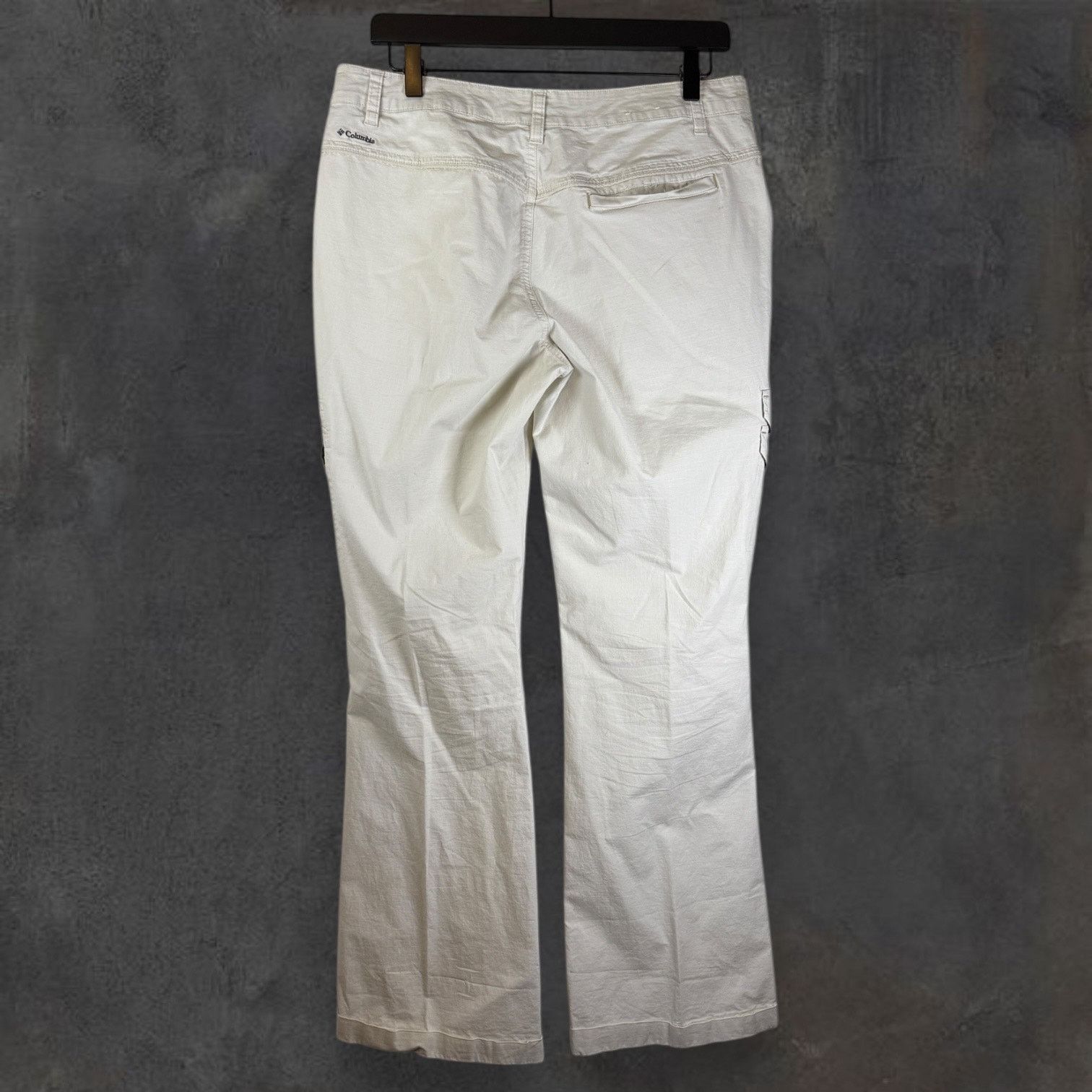 Columbia Columbia Women's Size 10 Reg Beige Hiking Pants Omni Shade Size 32" / US 10 / IT 46 - 2 Thumbnail