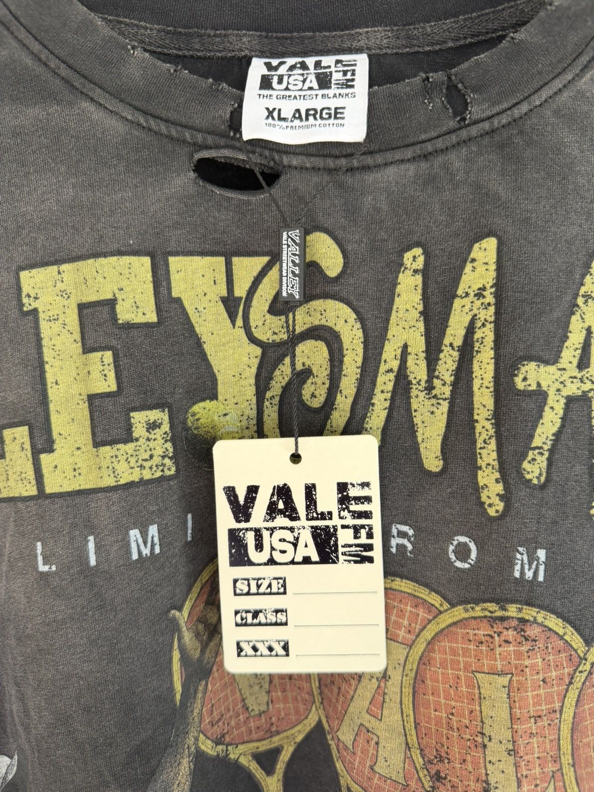 Vale Vale Forever Wimbledon Tee 'Black' Size US XL / EU 56 / 4 - 2 Thumbnail