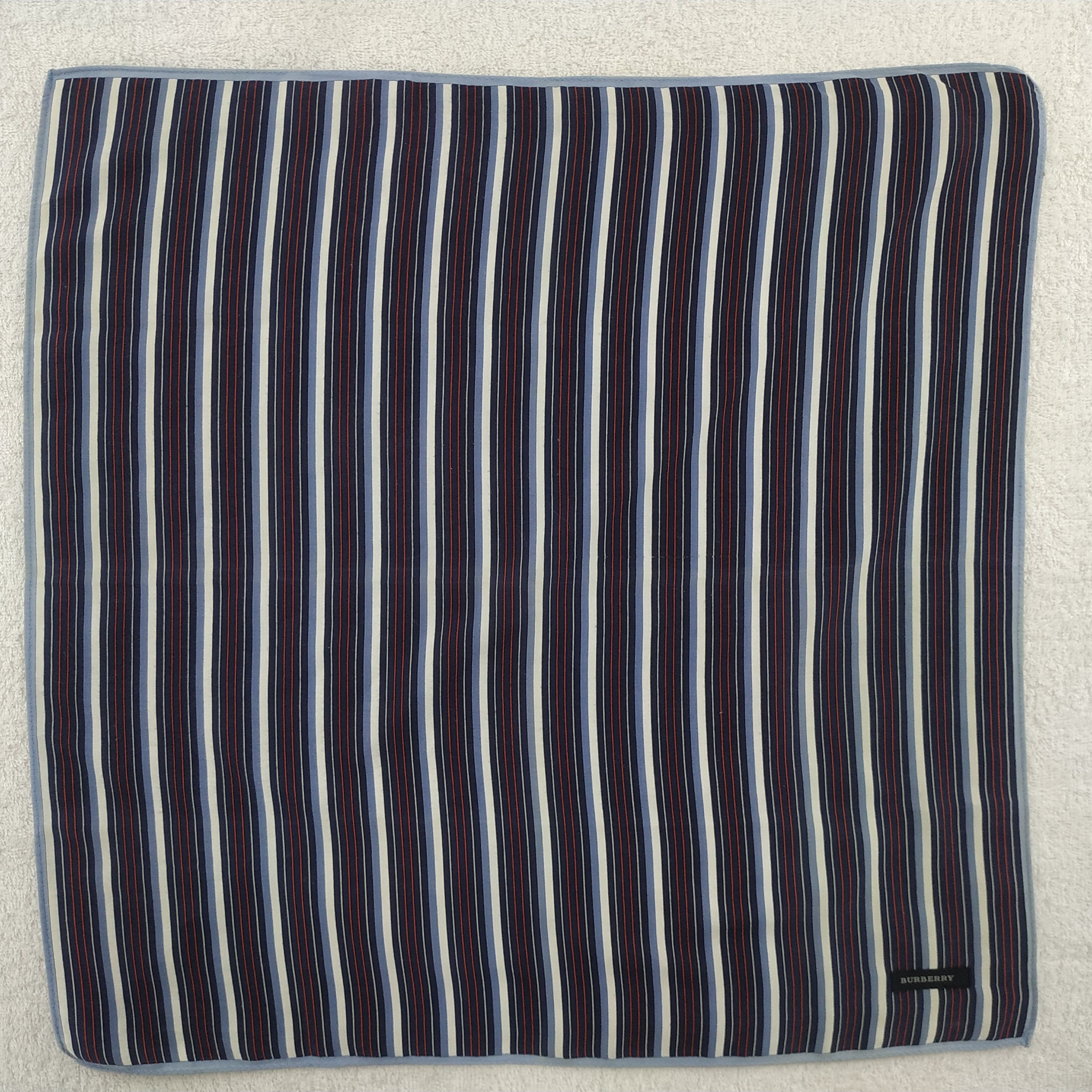 Burberry × Vintage Burberry Bandana / Handkerchief / Neckerchief - S013 Size ONE SIZE - 1 Thumbnail