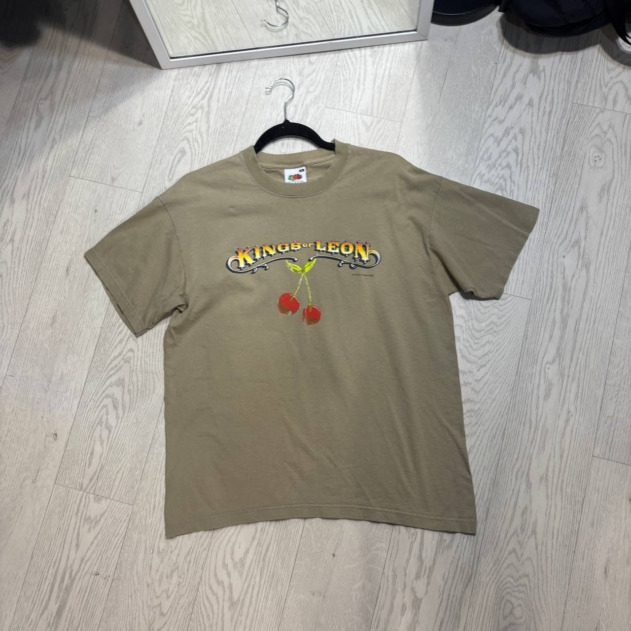 Band Tees 2003 Kings Of Leon T-shirt Size:M Size US M / EU 48-50 / 2 - 1 Thumbnail