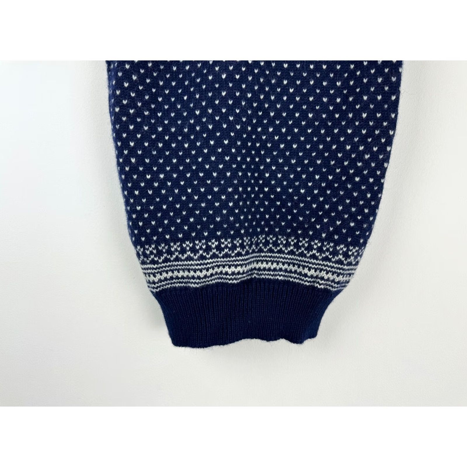 Dale Of Norway Vintage Dale Of Norway Sweater Vest Size XS Wool V-Neck Fair Isle Knit Size XS / US 0-2 / IT 36-38 - 5 Thumbnail