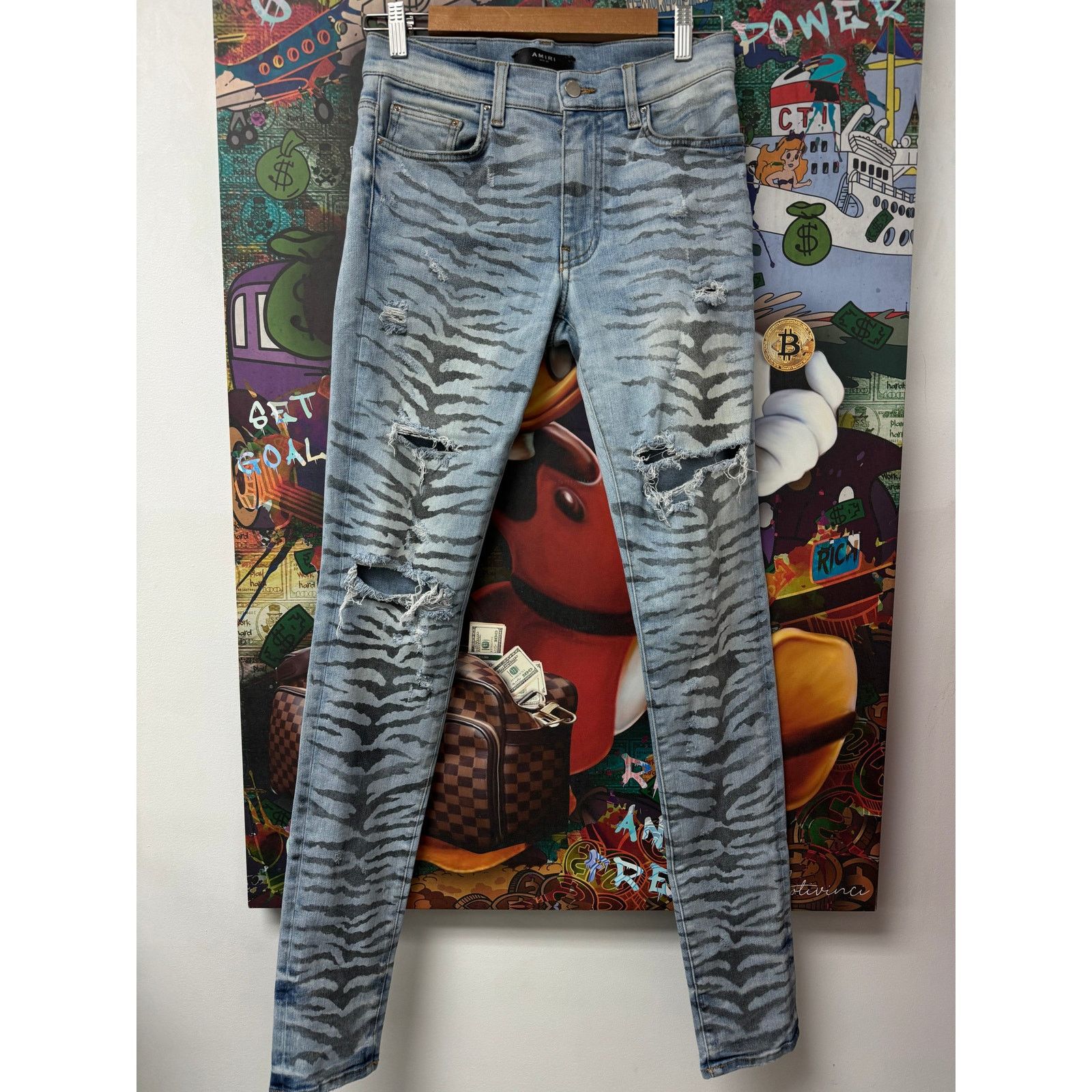 Pre-owned Amiri Light Wash Cheetah Jeans Used 30 In Blue