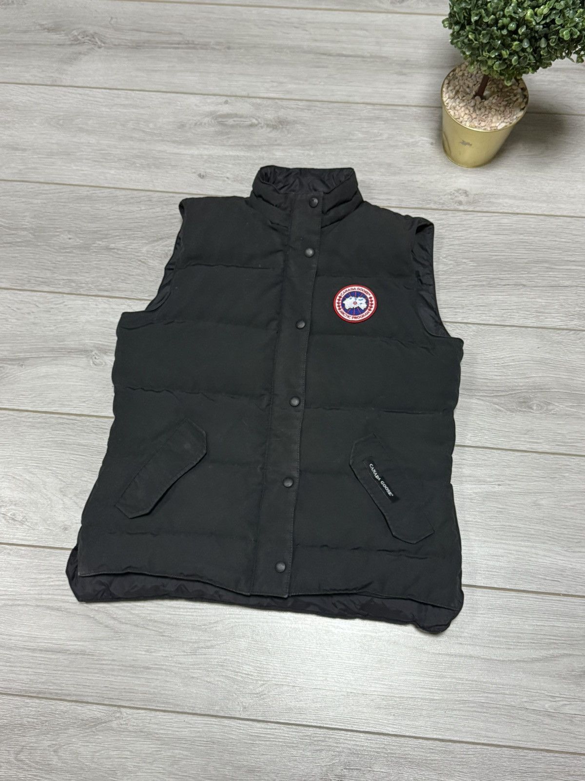 Canada Goose Canada Goose Freestyle Vest puffer down zip Size L / US 10 / IT 46 - 2 Thumbnail