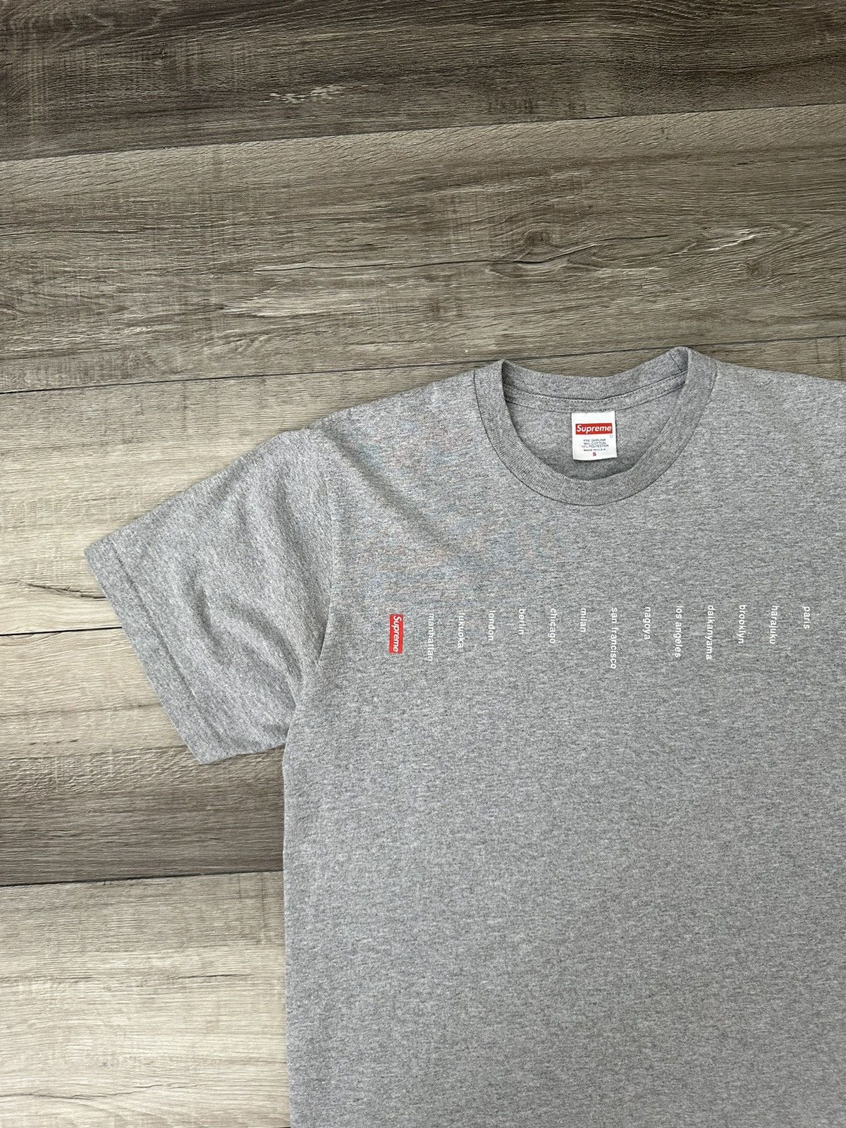 Supreme Supreme Horizontal Cities Tee Grey Sz. Small S Size US S / EU 44-46 / 1 - 3 Thumbnail