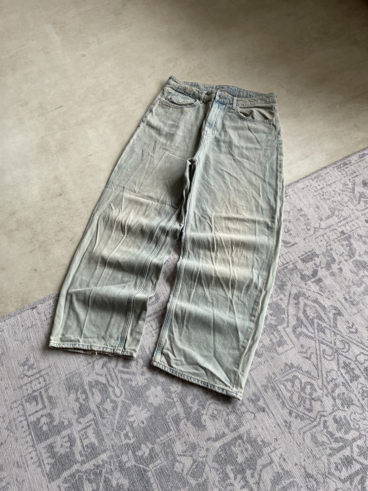 Vintage Avant Garde Mud Washed Baggy Wide Faded Flared Denim Jeans Size US 32 / EU 48 - 1 Thumbnail