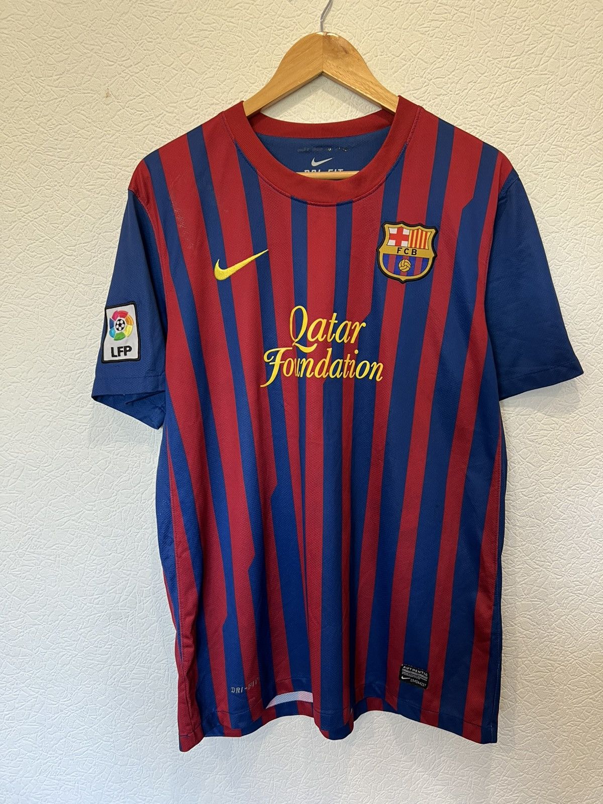 Nike Nike Barcelona 2011/2012 Home Kit Soccer Jersey Football Size US L / EU 52-54 / 3 - 1 Thumbnail