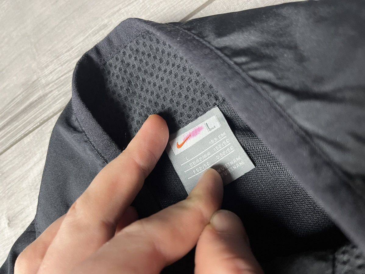 Nike Nike windbreaker light jacket size Large Size US L / EU 52-54 / 3 - 4 Thumbnail