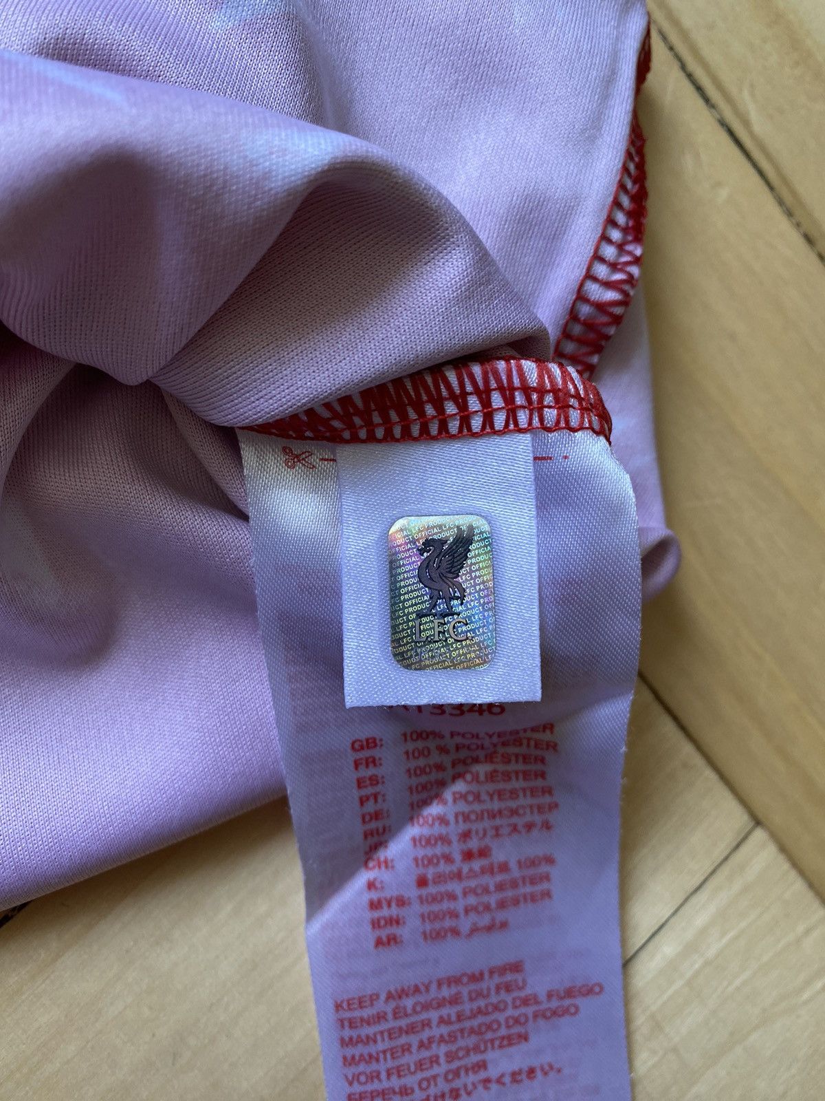 Vintage Vintage Soccer Jersey Liverpool Candy Size L Size US L / EU 52-54 / 3 - 9 Thumbnail