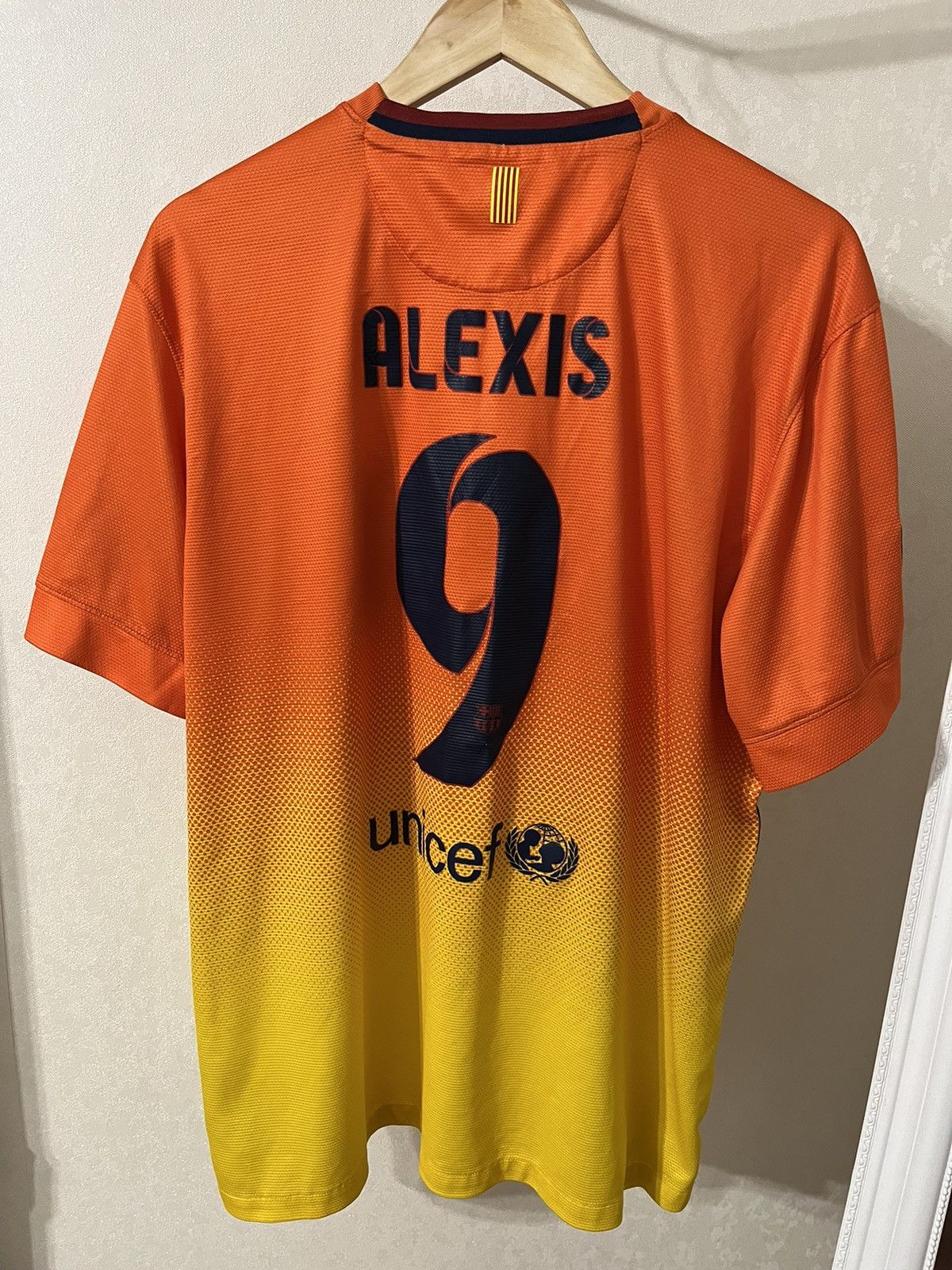 Other Nike Barcelona 12/13 Away Jersey #9 Alexis Size US XL / EU 56 / 4 - 2 Thumbnail