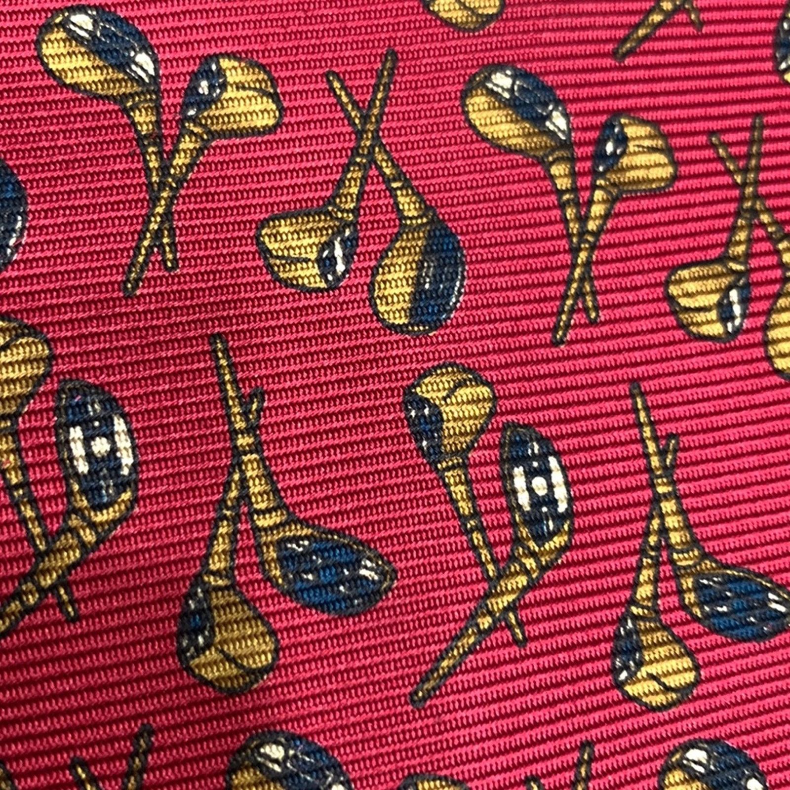 Burberry Burberry's of London red silk twill necktie with golf print Size ONE SIZE - 3 Thumbnail