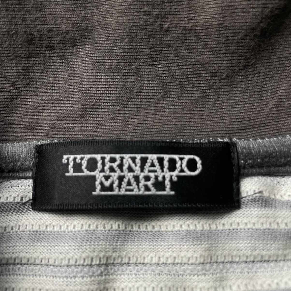 Tornado Mart 🇯🇵 VINTAGE TORNADO MART ABSTRACT PLEATED POLO TSHIRT Size US S / EU 44-46 / 1 - 14 Thumbnail