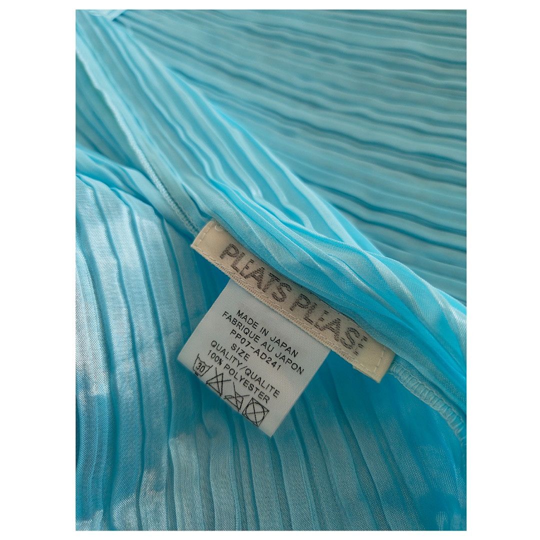 Pleats Please Issey Miyake Pleats Please Mimi Yokoo Carnation Madame T AW00 Size ONE SIZE - 8 Thumbnail