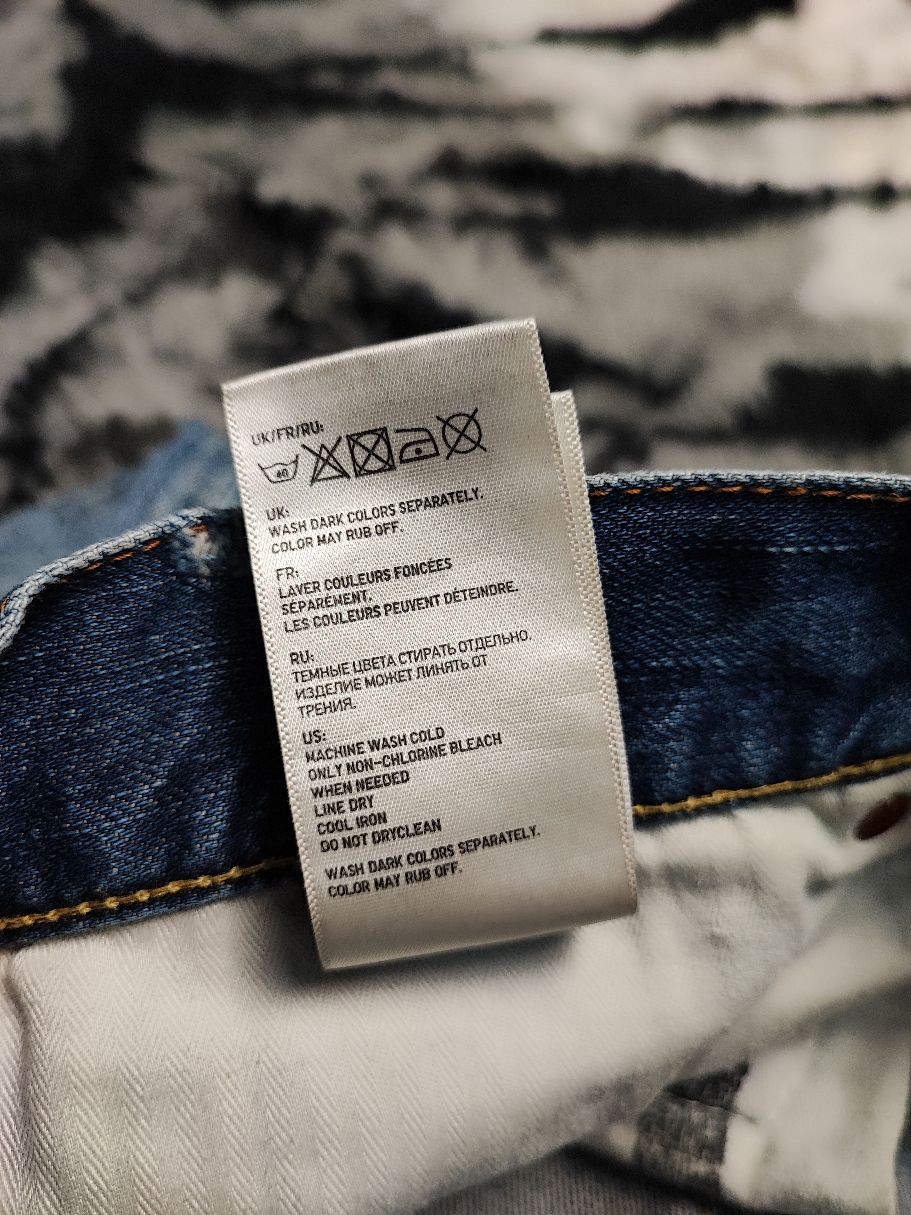 Uniqlo Vintage Distress Uniqlo Jeans Japan S002 Size US 33 - 12 Thumbnail