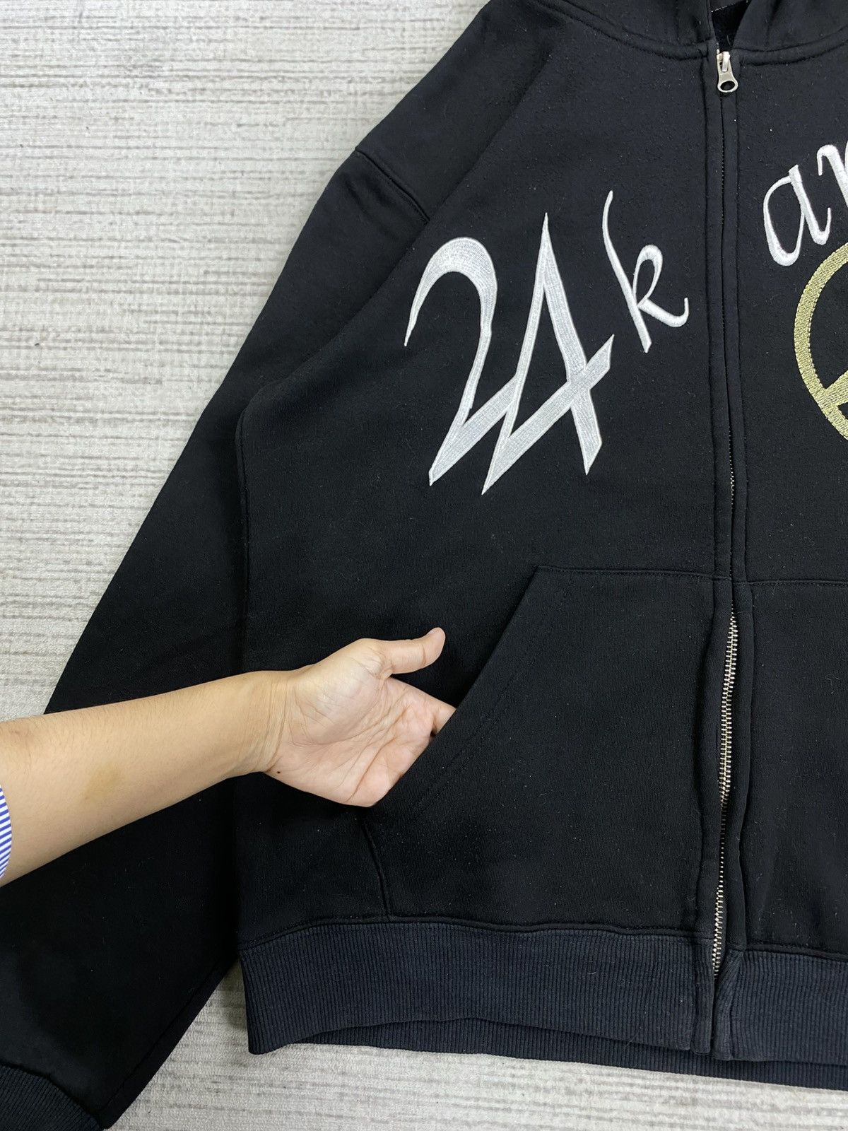 Japanese Brand Vintage 24 Karats Surf Style Sweatshirt Zipper Hoodie Size US L / EU 52-54 / 3 - 7 Thumbnail