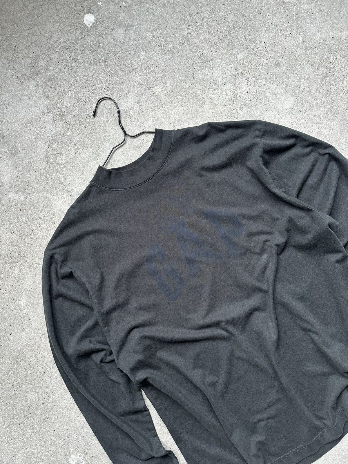 Balenciaga × Gap × Kanye West Yeezy Gap Dove Long Sleeve Size US M / EU 48-50 / 2 - 7 Thumbnail