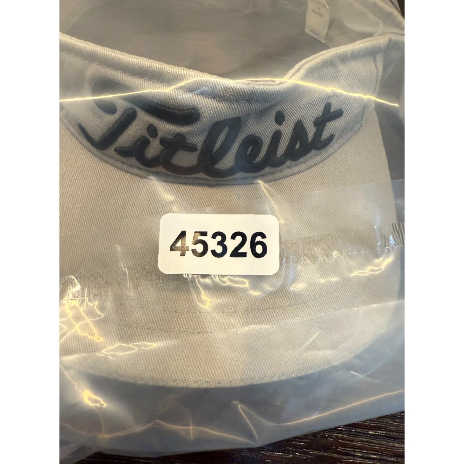 Titleist VINTAGE Titleist Men's Gray Cotton Adjustable Strapback Visor Hat Outdoor Sports Summer OSFM Size ONE SIZE - 8 Thumbnail