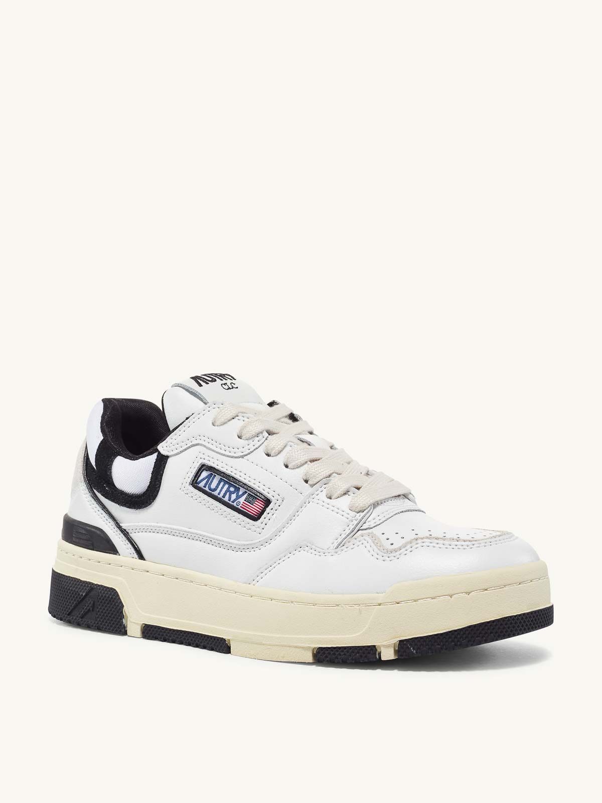 AUTRY o1y0725 Low-Top Sneakers in White/Black Size US 5 / IT 35 - 2 Thumbnail