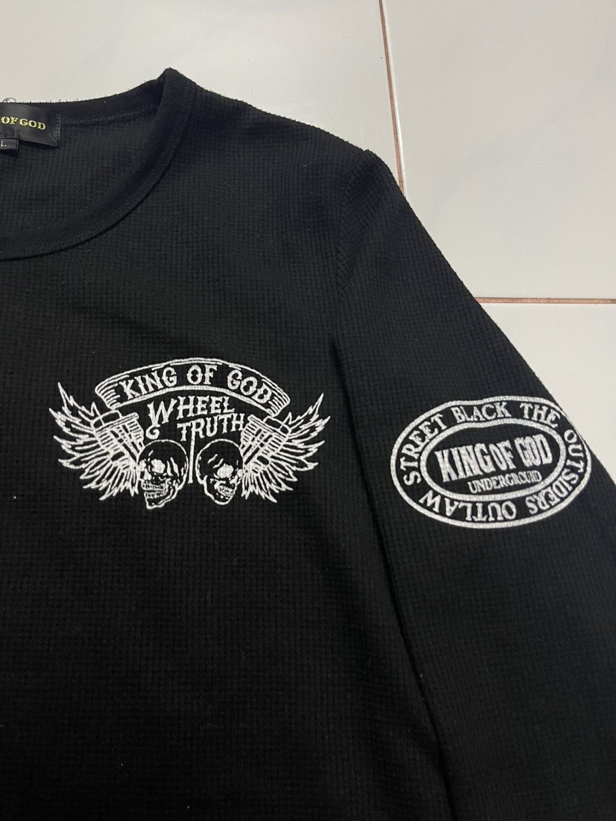 If Six Was Nine × Japanese Brand 2000s KING OF GOD CUSTOM DESIGN MOTORCYCLE SKULL TSHIRT Size US S / EU 44-46 / 1 - 7 Thumbnail