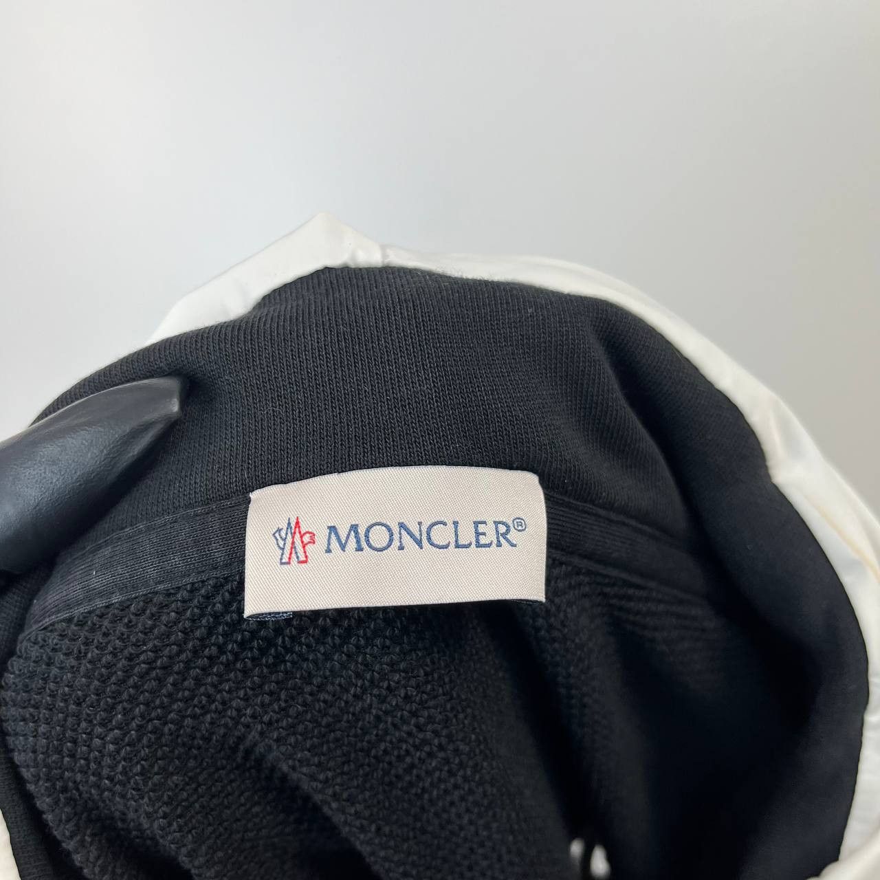 Moncler Moncler Women Hoodie Sweatshirt Black Pullover Logo XS Size XS / US 0-2 / IT 36-38 - 3 Thumbnail