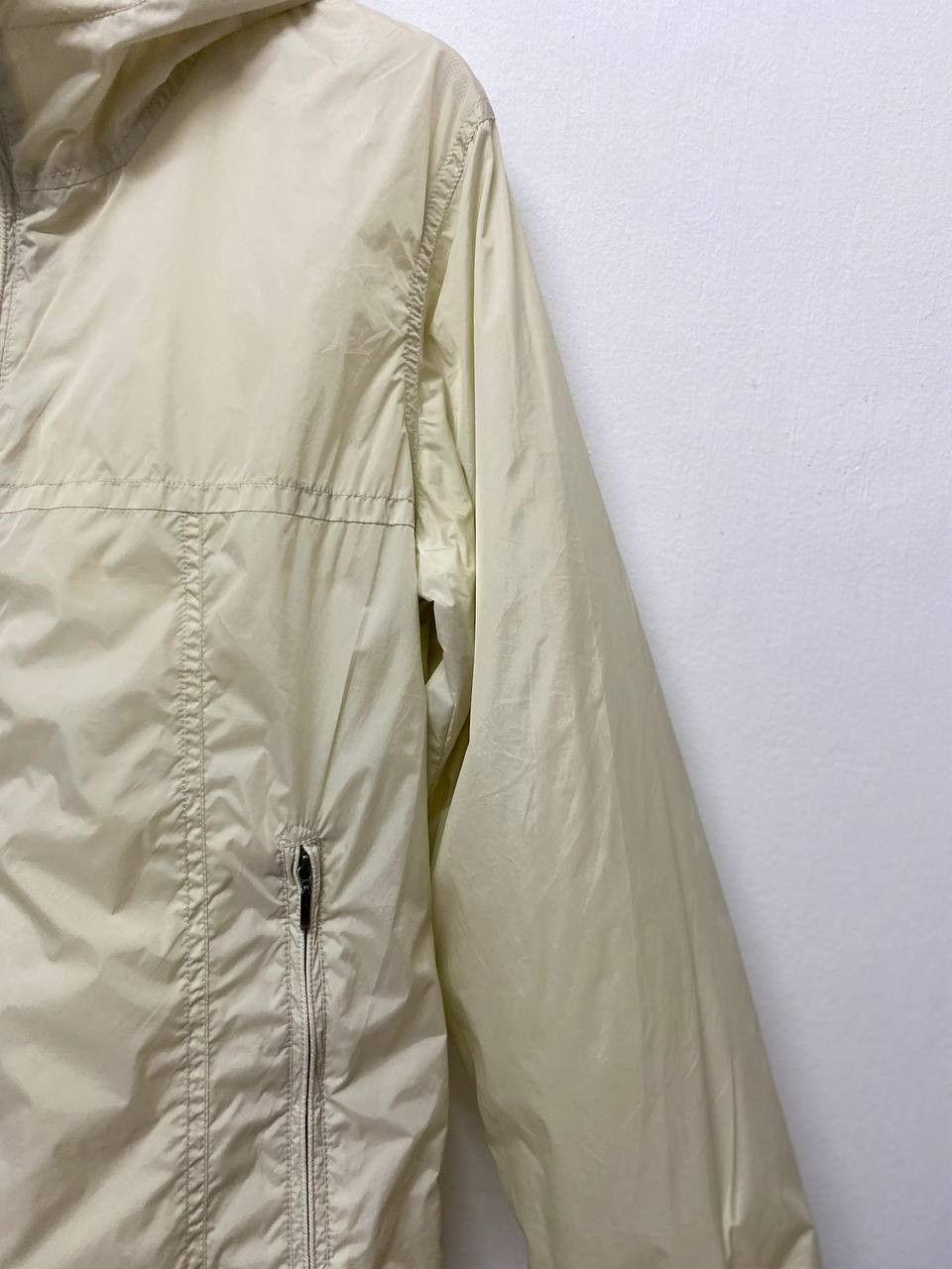 Japanese Brand uniqlo japanese brands light zipper jacket nice design Size US M / EU 48-50 / 2 - 5 Thumbnail