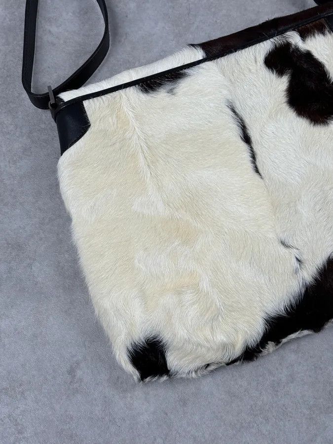 Gucci 2000s Gucci Creamy Fur Cowhide Effect Shoulder Bag Size ONE SIZE - 11 Thumbnail