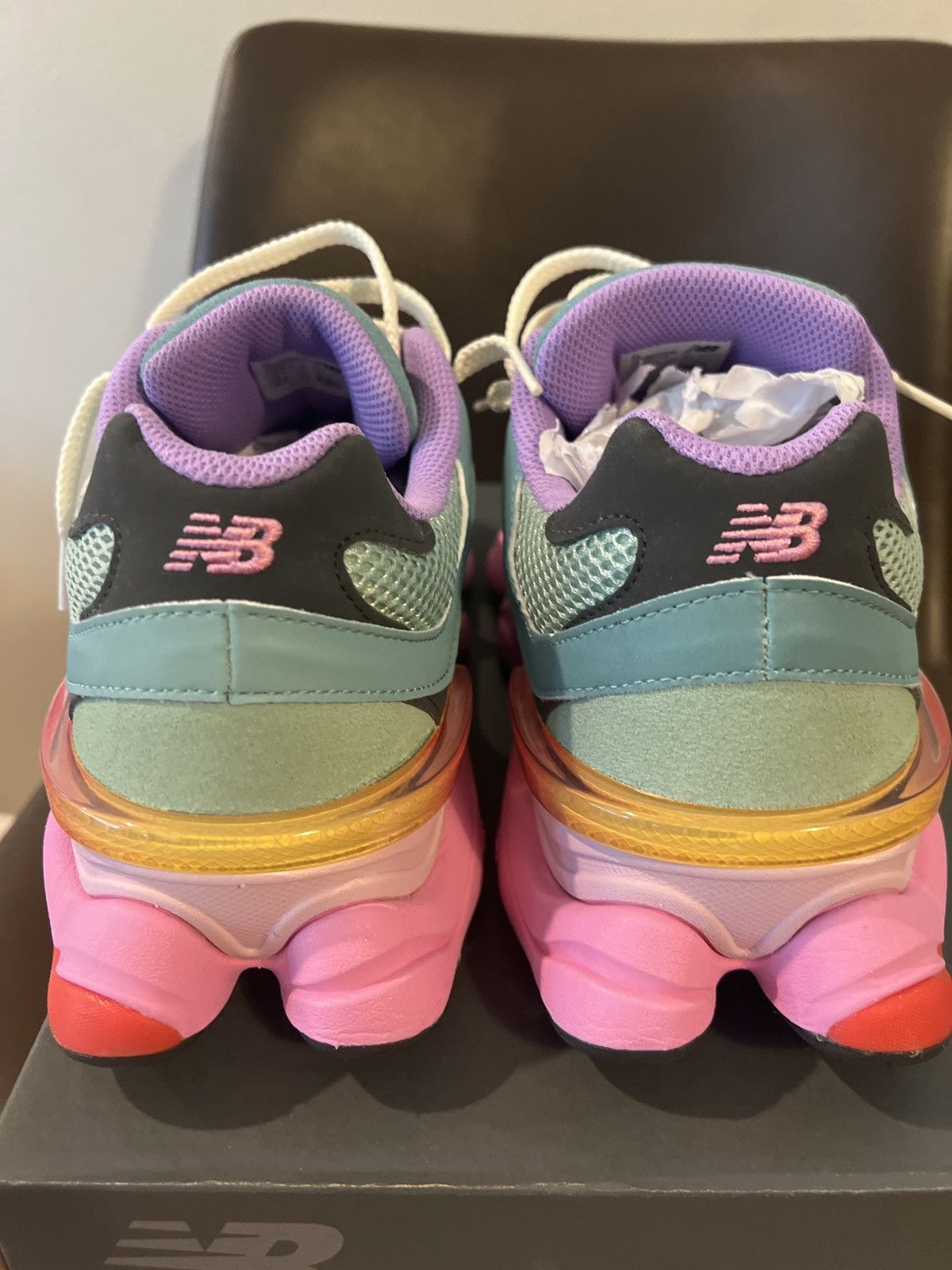New Balance New Balance 9060 Warped - 10.5 Size US 10.5 / EU 43-44 - 6 Thumbnail