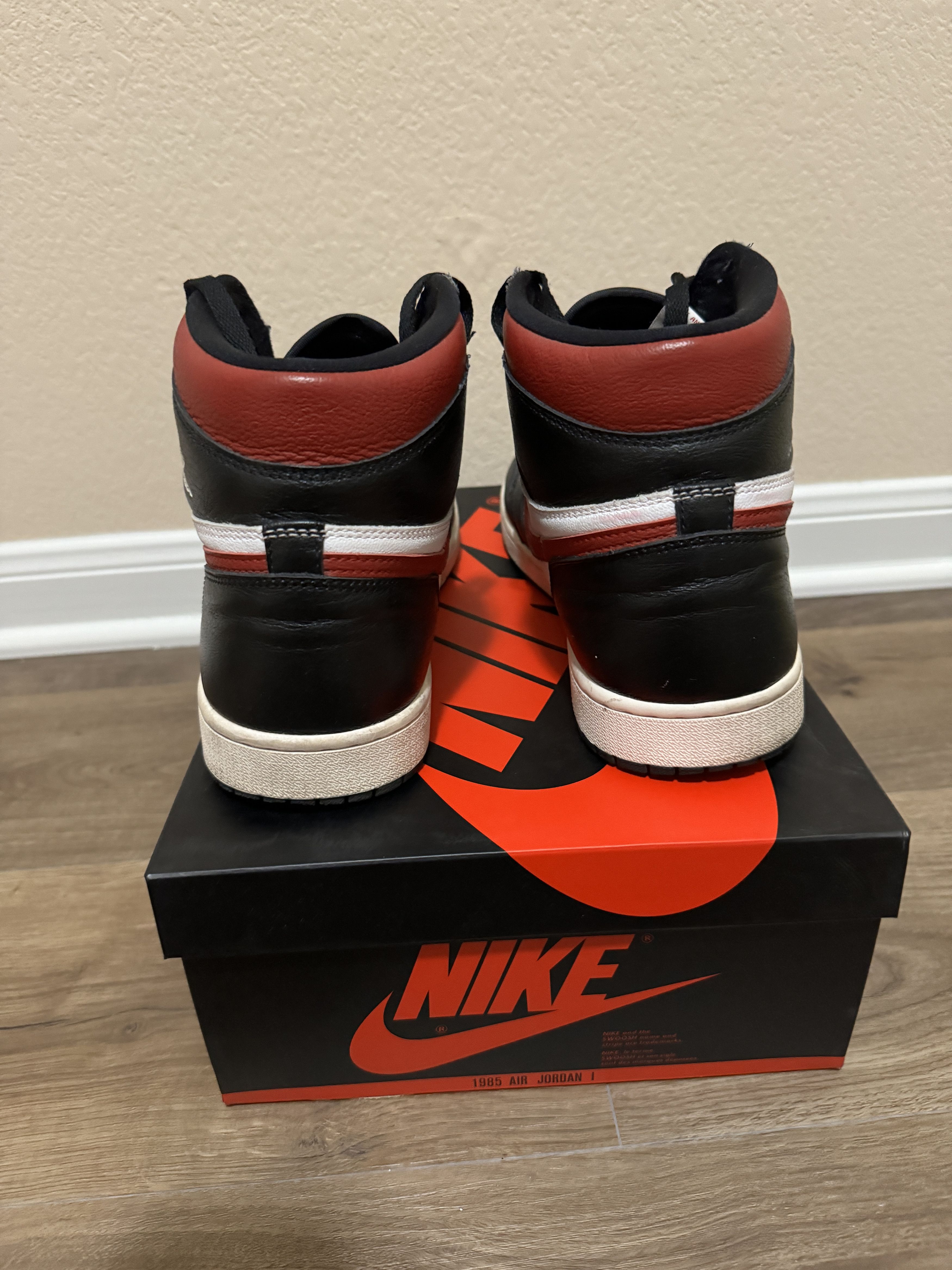 Jordan Brand Jordan 1 Retro High (Black Gym Red) Size US 11 / EU 44 - 5 Thumbnail