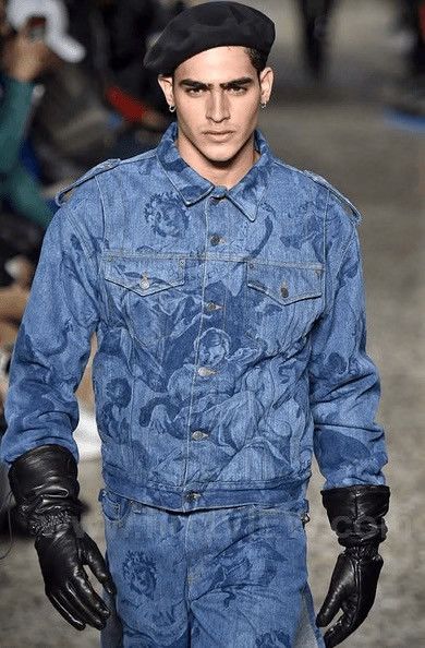 Moschino FW/17 Runway Tattooed Horse/Renaissance Print Size US L / EU 52-54 / 3 - 7 Thumbnail