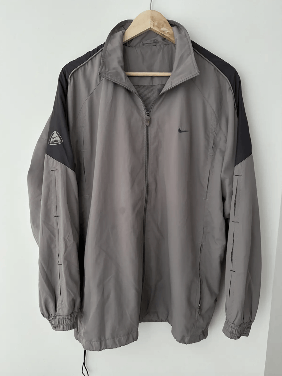 Vintage Nike ACG Zip Light Jacket Streetwear