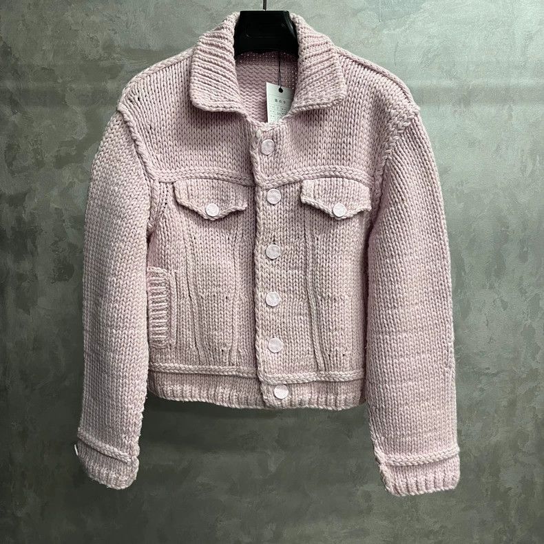 Louis Vuitton Louis Vuitton Pink solid knit button-down cardigan sweater Size US S / EU 44-46 / 1 - 1 Thumbnail
