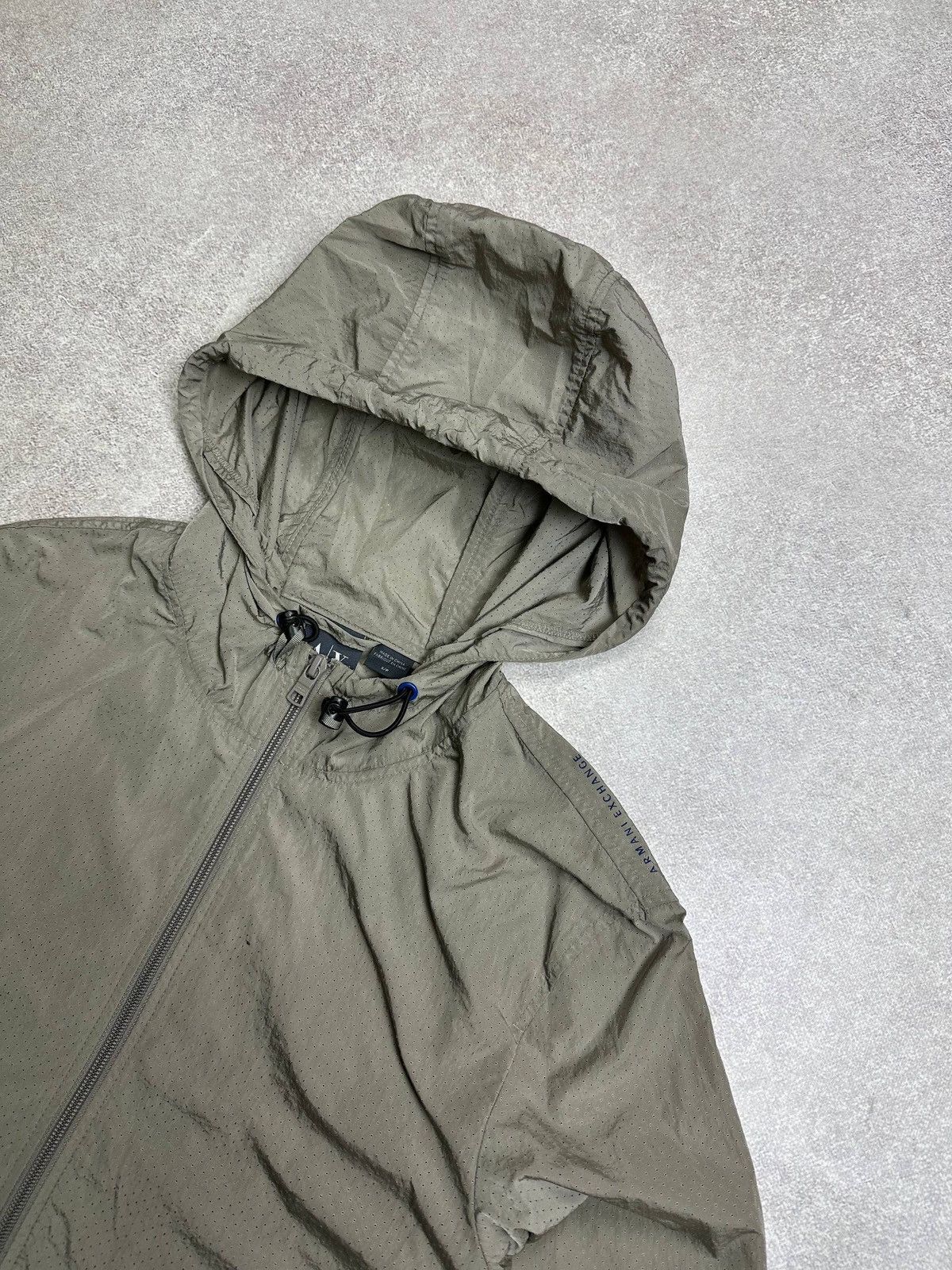 Armani Vintage Armani Exchange Nylon Hooded Jacket Y2K S Size US S / EU 44-46 / 1 - 2 Thumbnail
