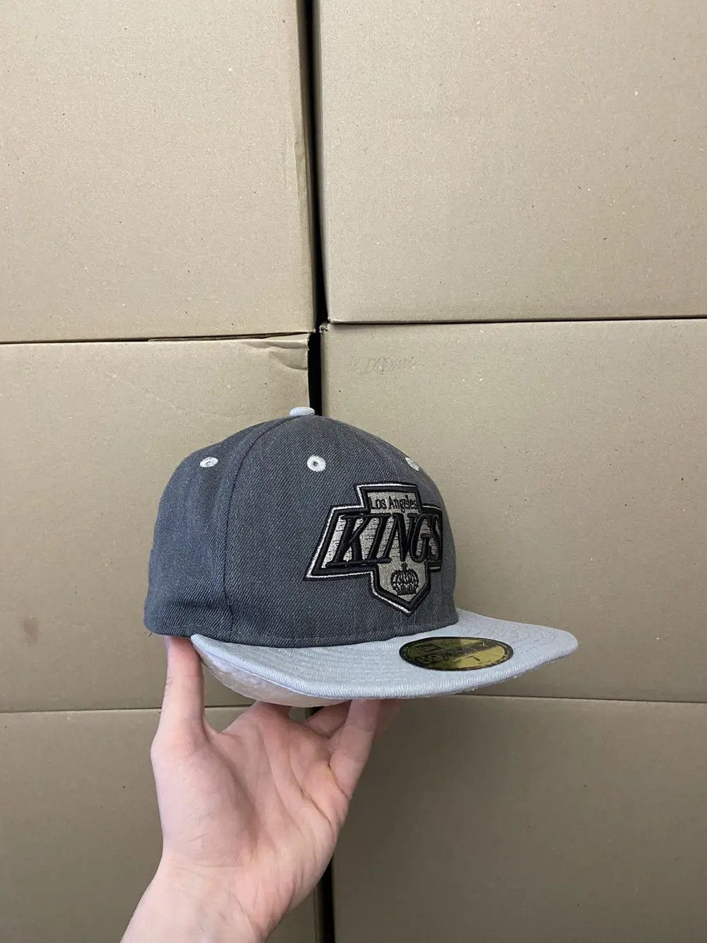 NHL VINTAGE LA KINGS CAP HAT HOKEY NHL JERSEY USA Y2K SKATE Size ONE SIZE - 7 Thumbnail