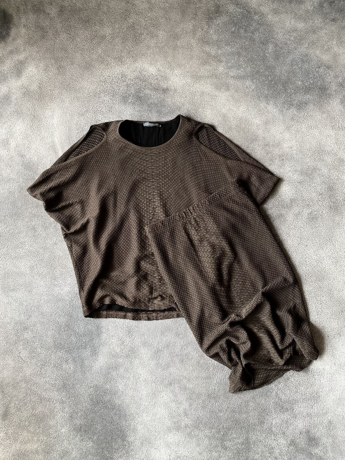 Alexander McQueen 2000`s Alexander McQueen Phyton Structure Suit Top / Skirt Size S / US 4 / IT 40 - 1 Thumbnail