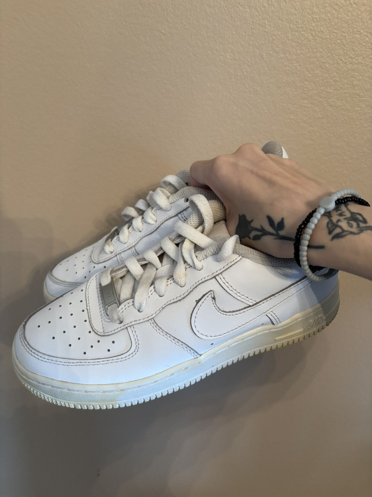 Nike Nike Air Force 1 LE GS 'Triple White' Size US 5 / EU 37 - 6 Thumbnail