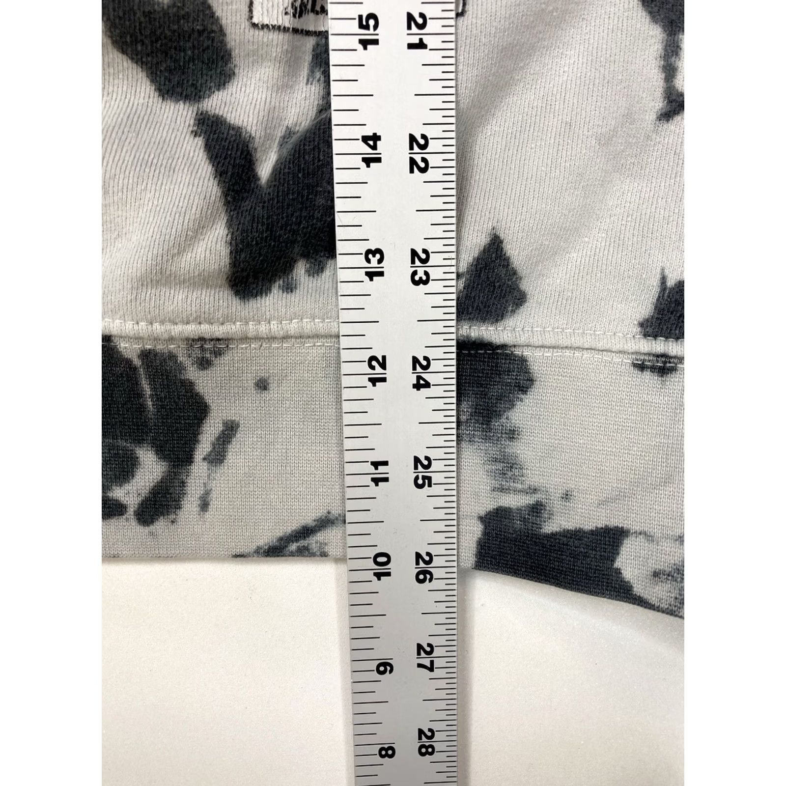 Vintage Chinatown Market Sweatshirt Crewneck Men Medium Gray Black Tie Dye Graphic Print Fleece Pullover All Seasons Size US M / EU 48-50 / 2 - 7 Thumbnail