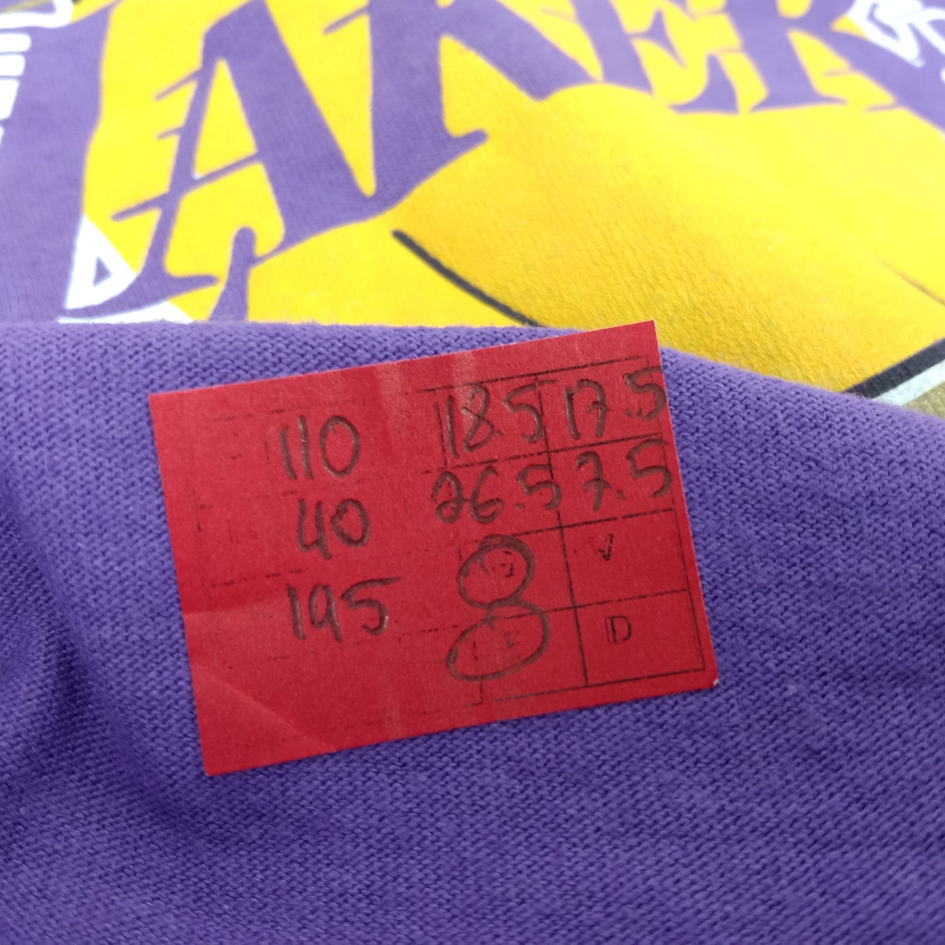 NBA × Vintage Los Angeles Lakers American Sports Basketball Vintage Tshirt Size US S / EU 44-46 / 1 - 12 Thumbnail
