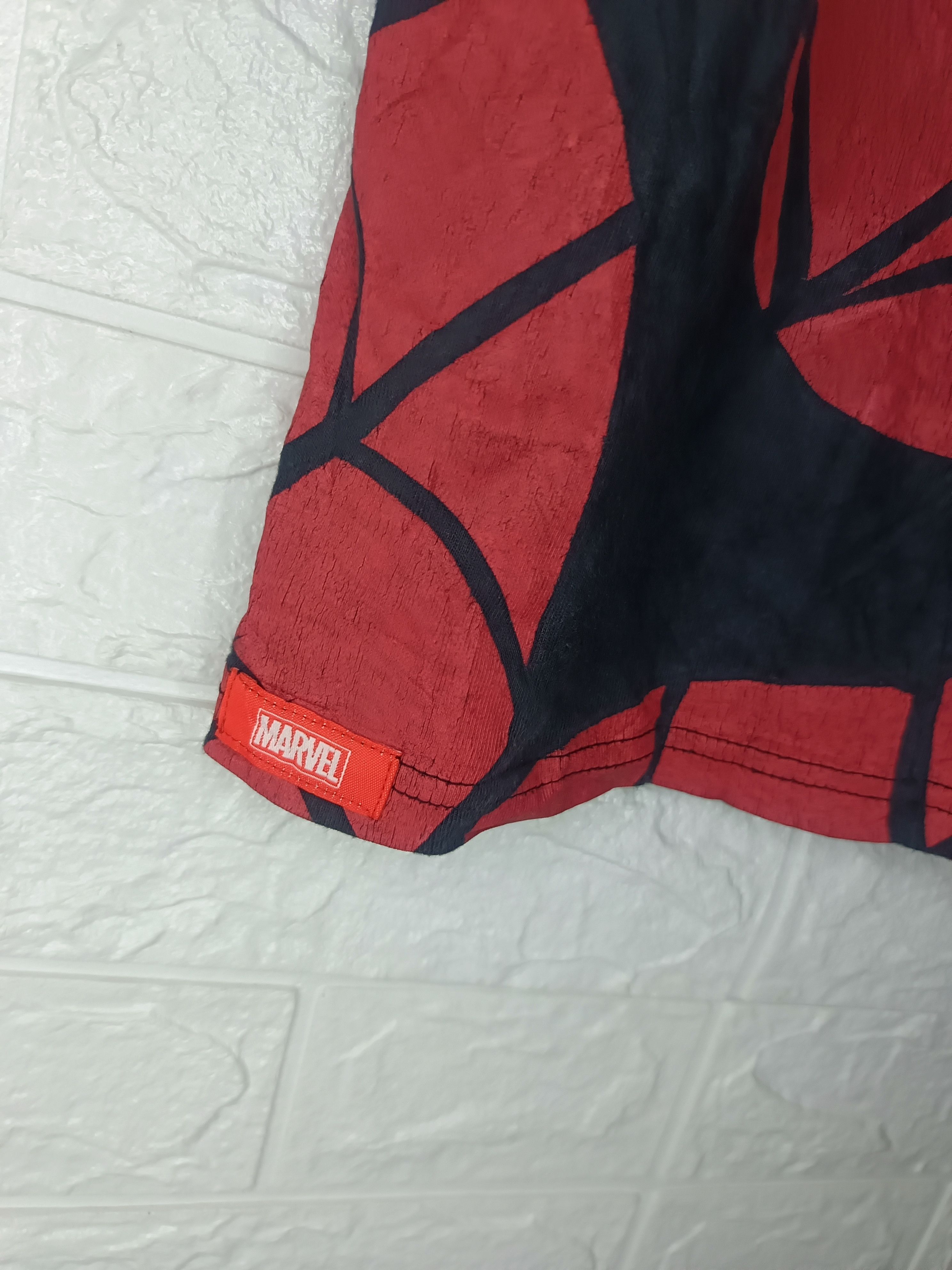 Marvel Comics Vintage Spiderman Bigprint Size US M / EU 48-50 / 2 - 4 Thumbnail