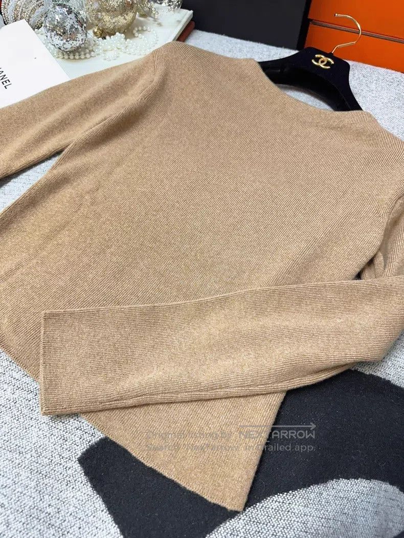Loro Piana Loro Piana Khaki Long Sleeve Knit Top Size XS / US 0-2 / IT 36-38 - 5 Thumbnail